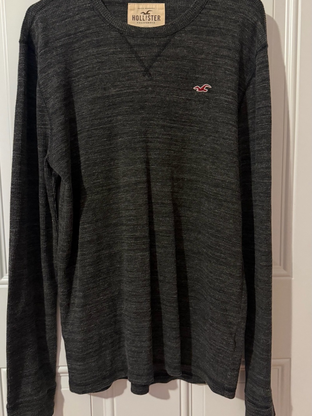 Hollister Men’s Dark Charcoal Heather Crewneck Sweater with Logo